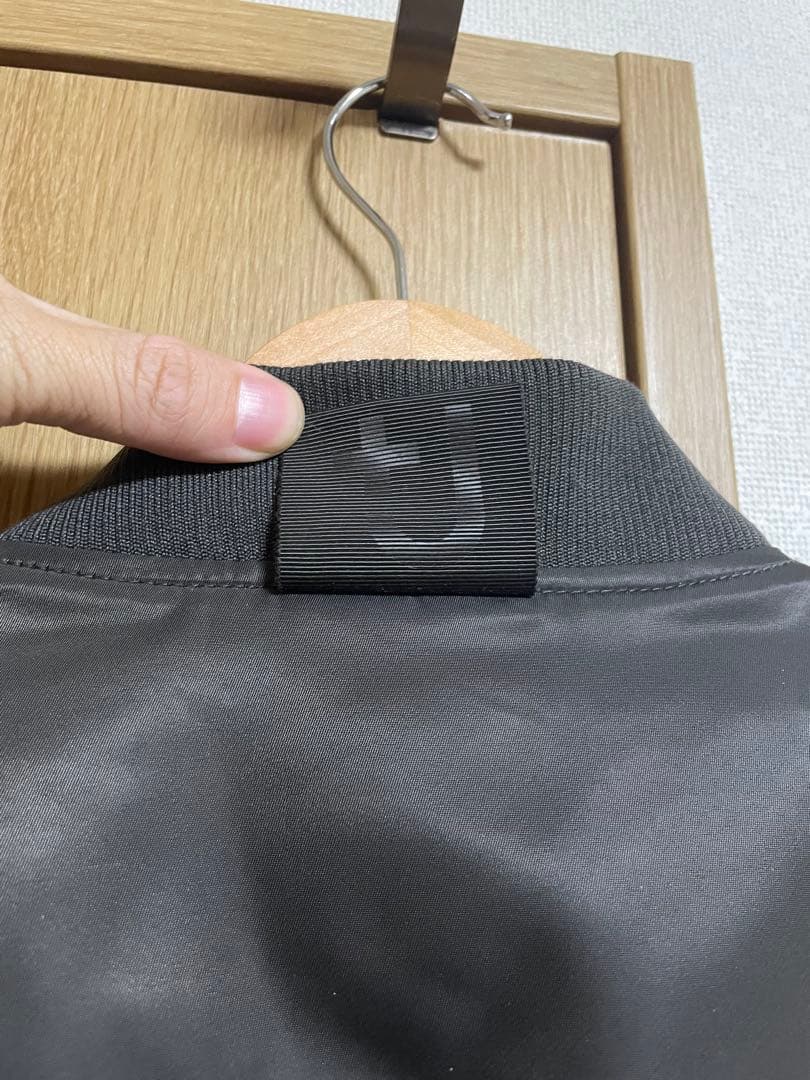 ケ*ン様 UNIQLO +J ハイブリッドダウン　オーバーサイズMA-1 グレー