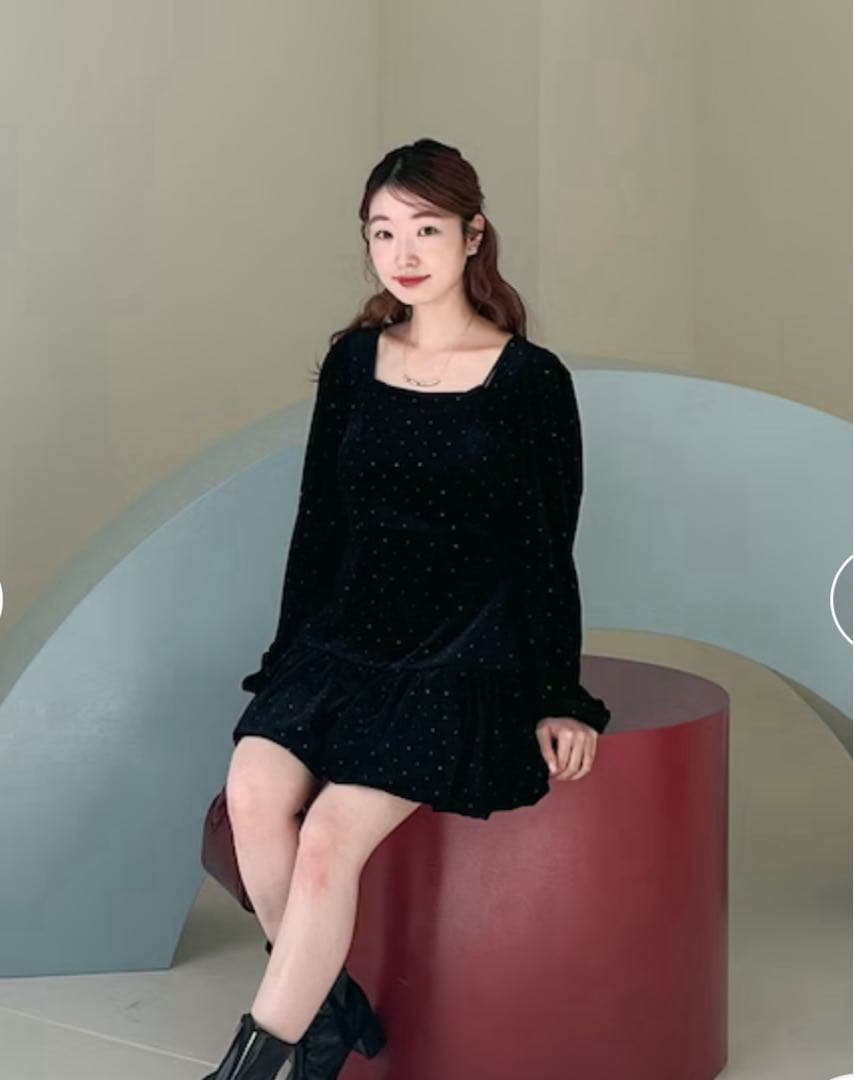 Kasutane ベロアスタッズミニワンピース