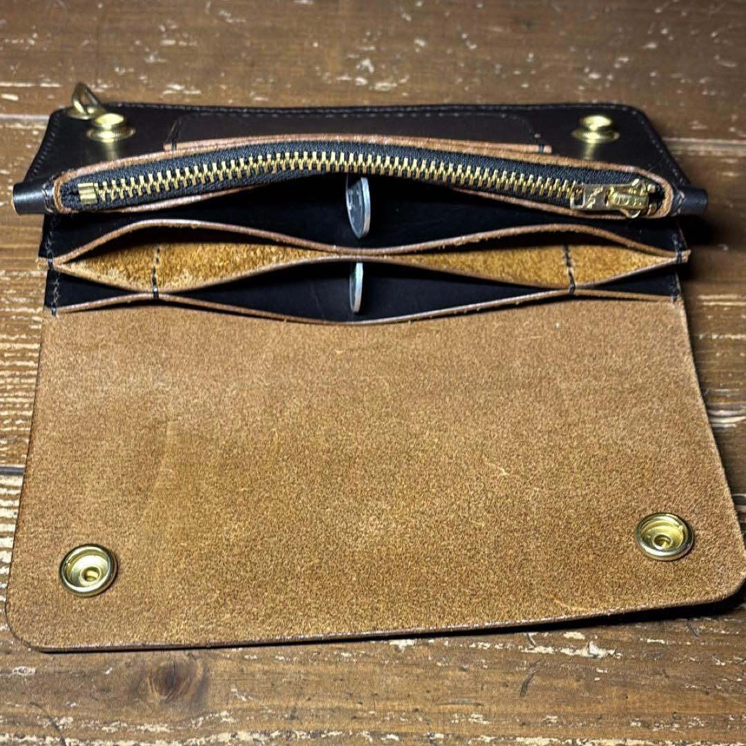 たつのハンドワックスレザー茶芯ハンドメイドトラッカーウォレット タロンジップ