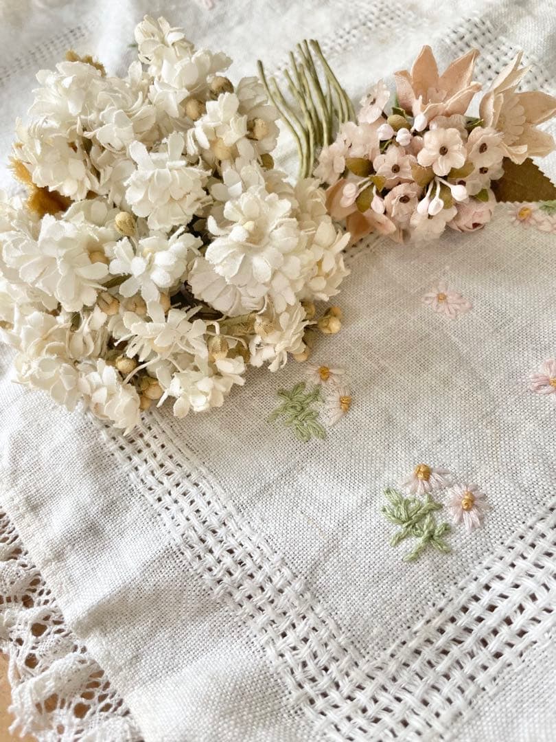 フランスアンティーク　布花　コサージュ　エクリュ