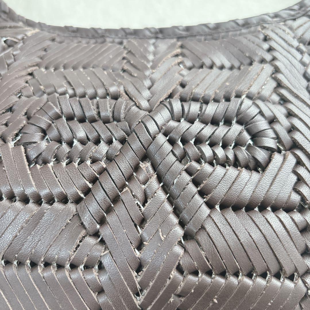 【美品】アニヤハインドマーチ　ワンショルダーバッグ　レザー　編み込み　リボン