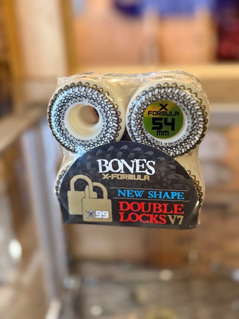 スケートボード BONES X-FORMULA DOUBLE LOCKS V7 54mm