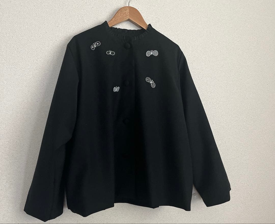 ミナペルホネン　タンバリン　choucho 薄手ウール　ジャケット　ハンドメイド