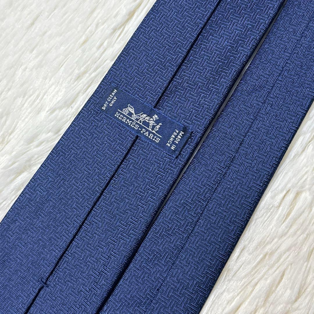 【ひまわり】HERMES ネクタイ　H柄　ジャガード　高級シルク　細め