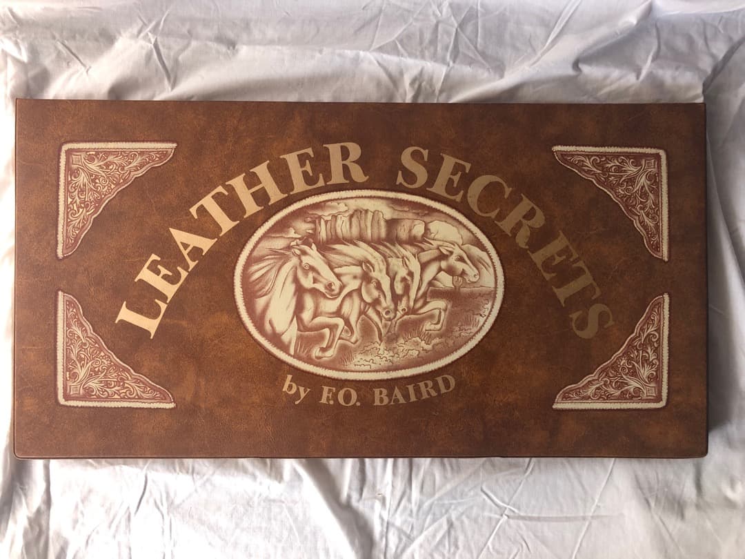 レザークラフトテキストLeather Secrets 送料込