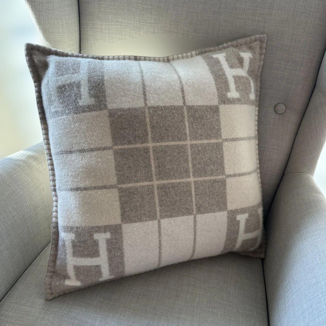 エルメス アヴァロンIII PM クッション HERMES ②