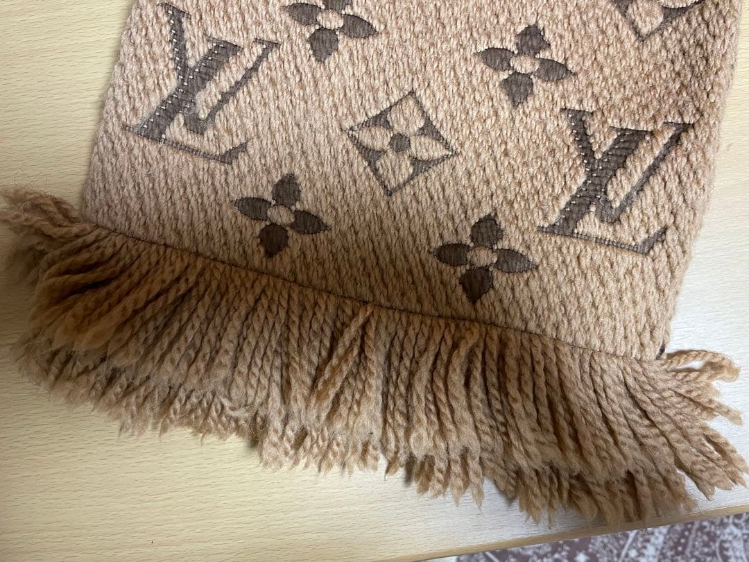 ルイヴィトン　マフラー LOUIS VUITTON エシャルプロゴマニア