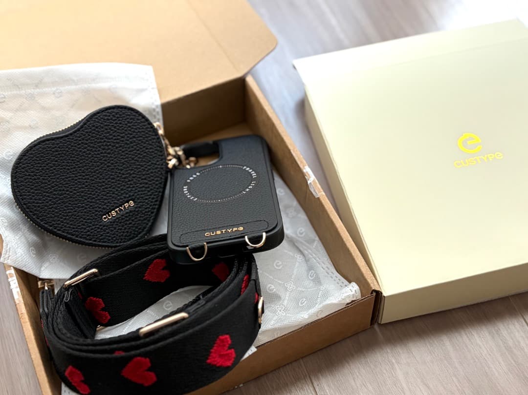 CUSTYPE　iPhone17 期間限定即割引