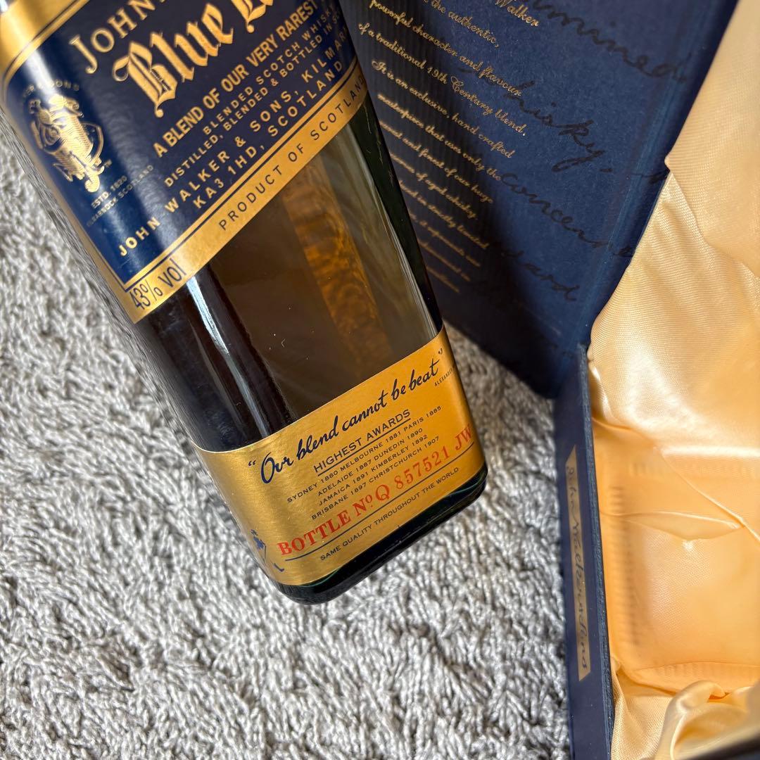 【未開栓】JOHNNIE WALKER ブルーラベル750mL ギフトボックス付
