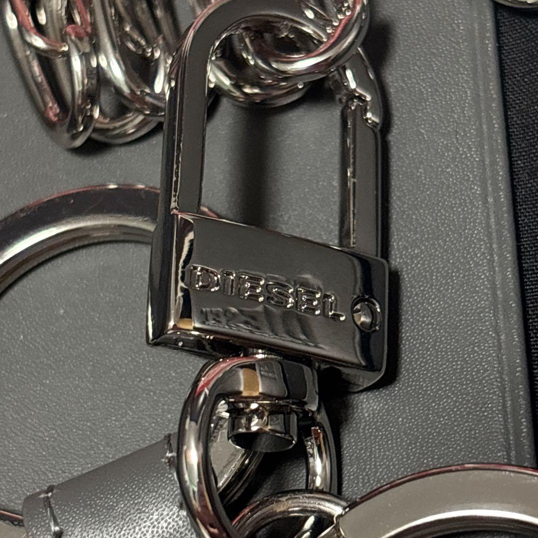 新品　ディーゼル DIESELレザー キーケース ブラック 6連 牛革 Dロゴ