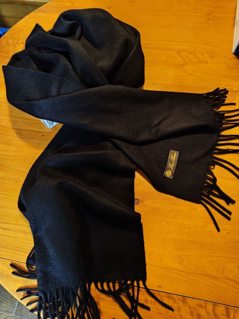 ロロピアーナ　マフラー 　ストール黒