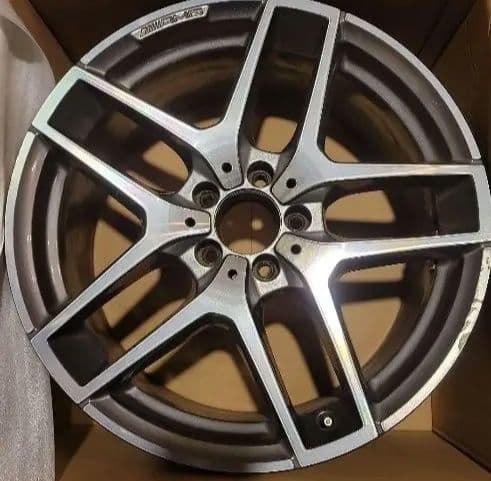 ベンツ　AMG 19インチ　ホイール