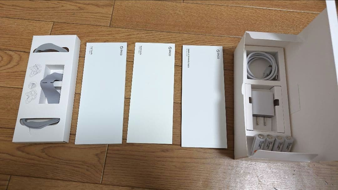 Pico 4 128GB VRヘッドセット おまけ付き