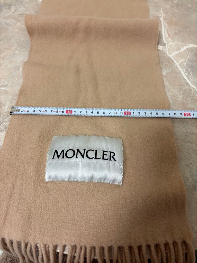 【h.】MONCLER ベージュ マフラー
