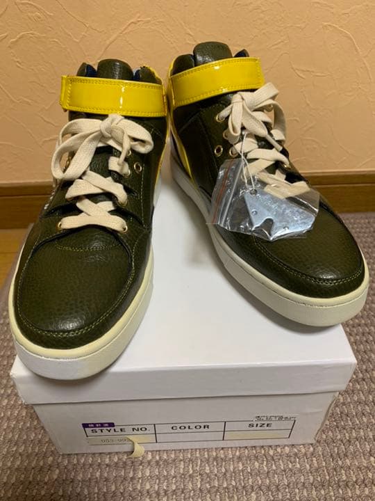 ゴルフシューズ