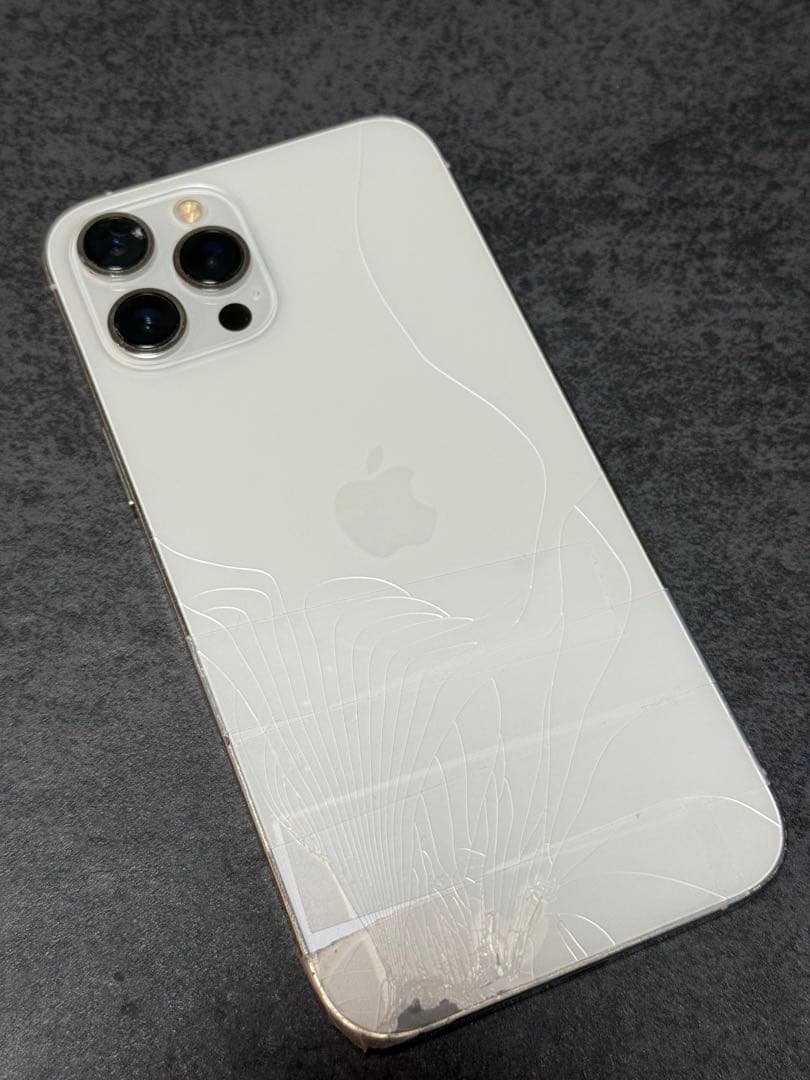 iPhone12 Pro Max 256GB シルバー 画面割れ