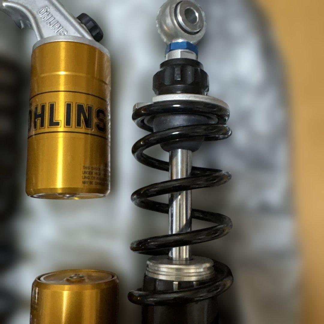 CB400SF ÖHLINS HO132 サスペンションキット