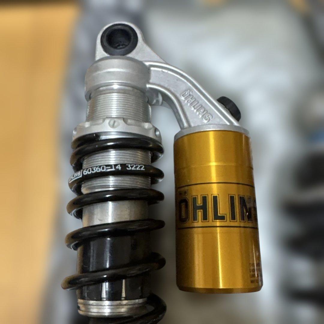 CB400SF ÖHLINS HO132 サスペンションキット
