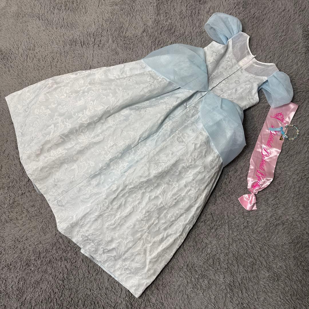 ディズニーリゾート　美品　ビビディバビディブティック　シンデレラ　130cm