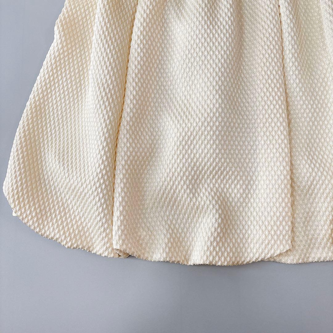 美品⁑ルーニィ　ジャカードバルーンアウター　オフホワイト　ノーカラージャケット