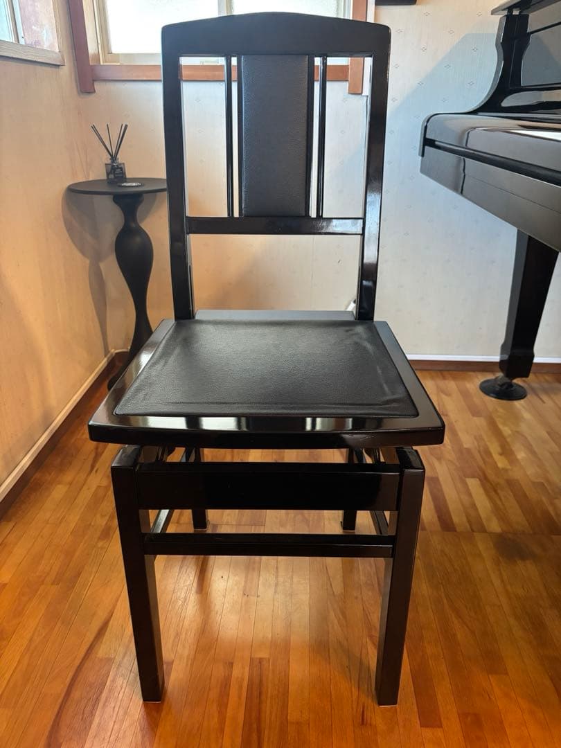 【ピアノ椅子】KAWAI カワイ　トムソン 椅子 背もたれ付き　高さ調整可能