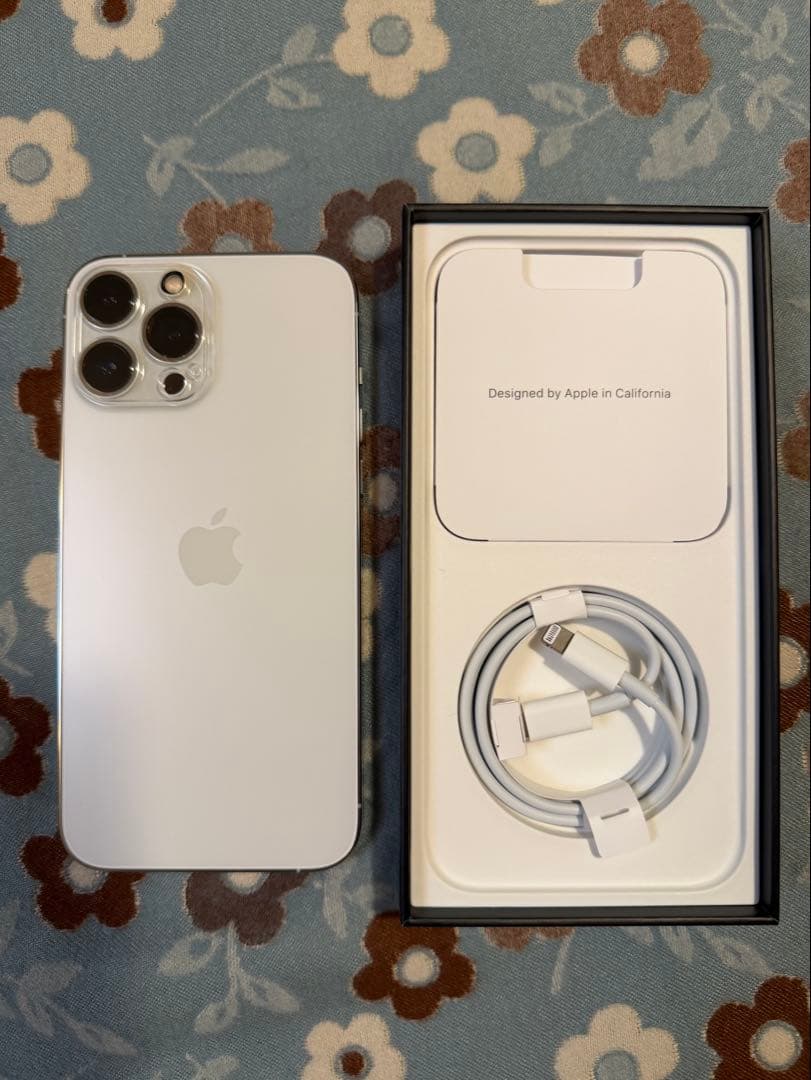 iPhone13Pro max 128 GB シルバー