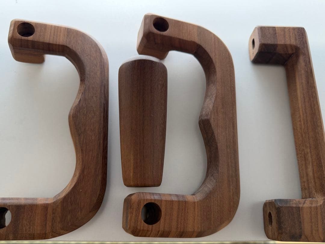 ハイエース　アシストグリップ　シフトノブ　なし