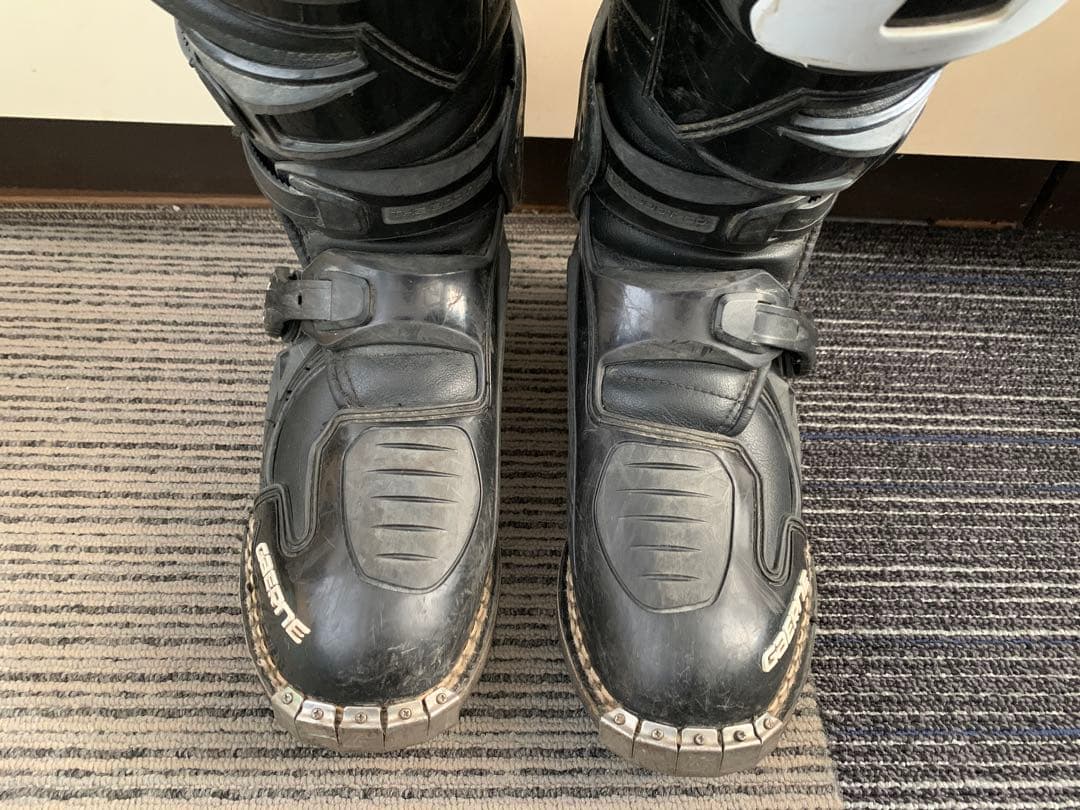 ガエルネ オフロードブーツFASTBACKエンデューロソールモデル27㎝