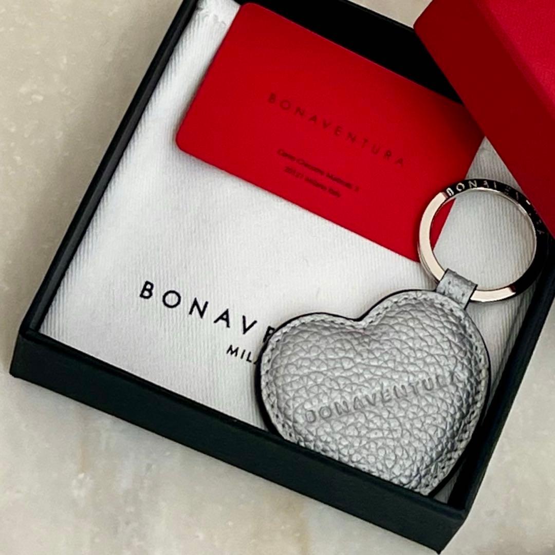 新作【新品未使用BOX付き】ボナベンチュラハート キーホルダー シュリンクレザー