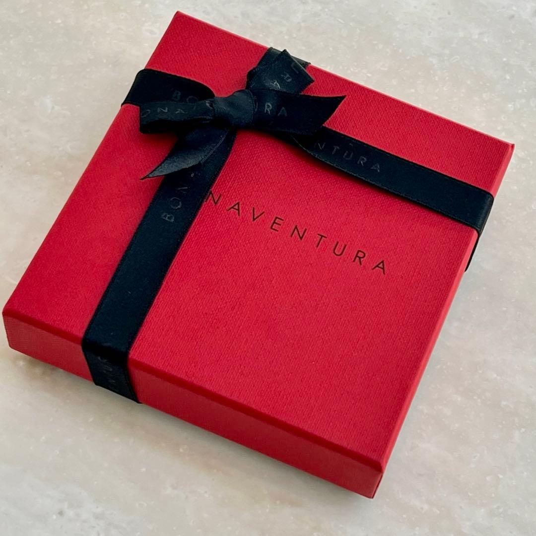 新作【新品未使用BOX付き】ボナベンチュラハート キーホルダー シュリンクレザー