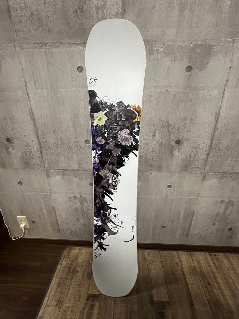 NOVEMBER D4 22-23モデル　スノーボード グラトリ