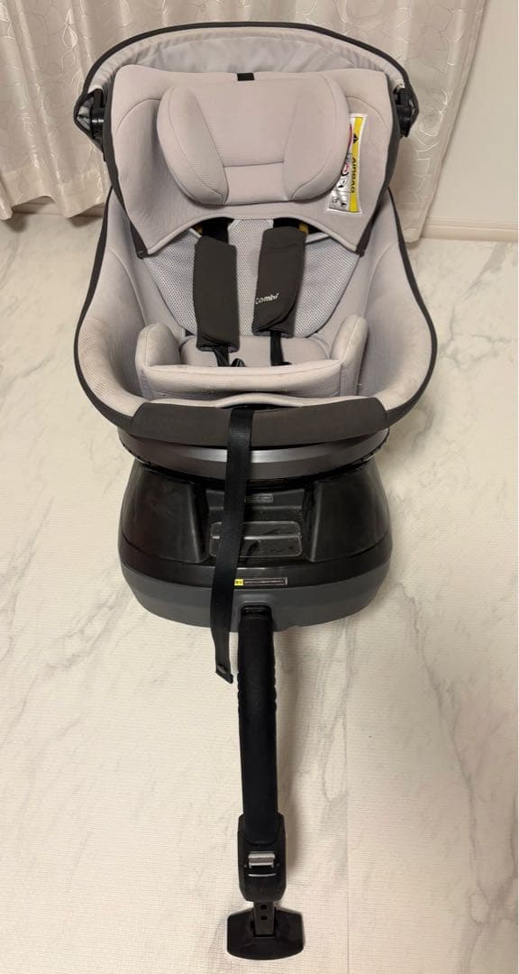 Combi クルムーヴ スマート Simplight