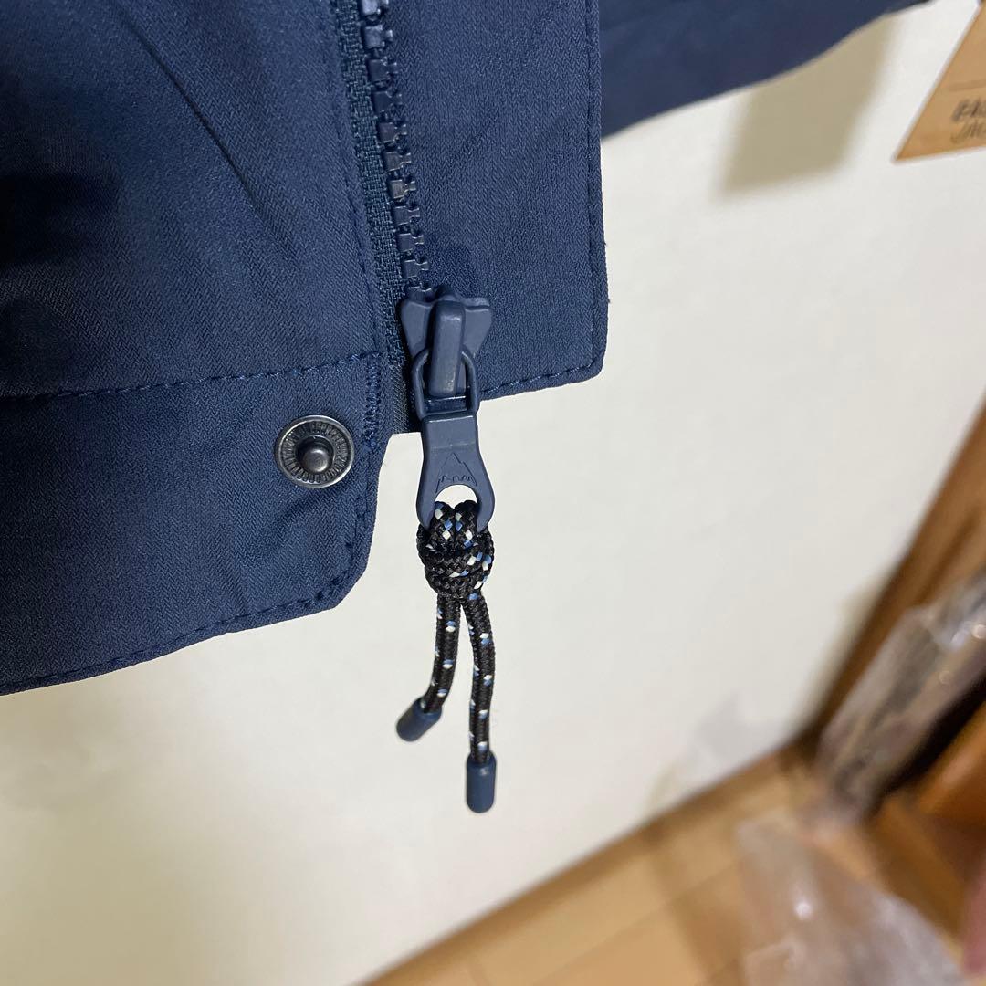 新品未使用　BURTON スノーボードジャケット S 女性用 レディース