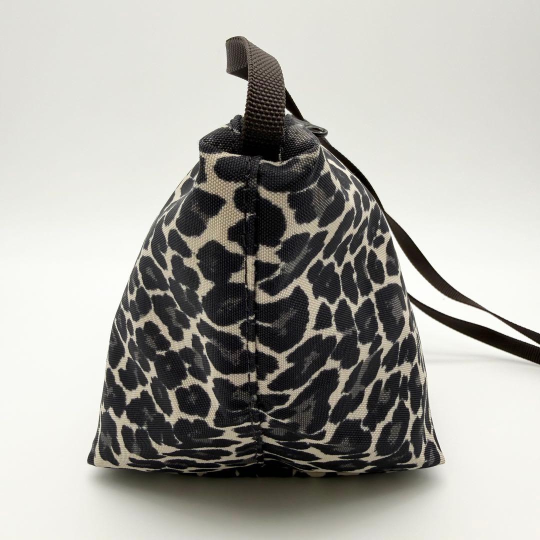 エルベシャプリエ 2885F 舟型ショルダーバッグ Sパンサーブラン ヒョウ