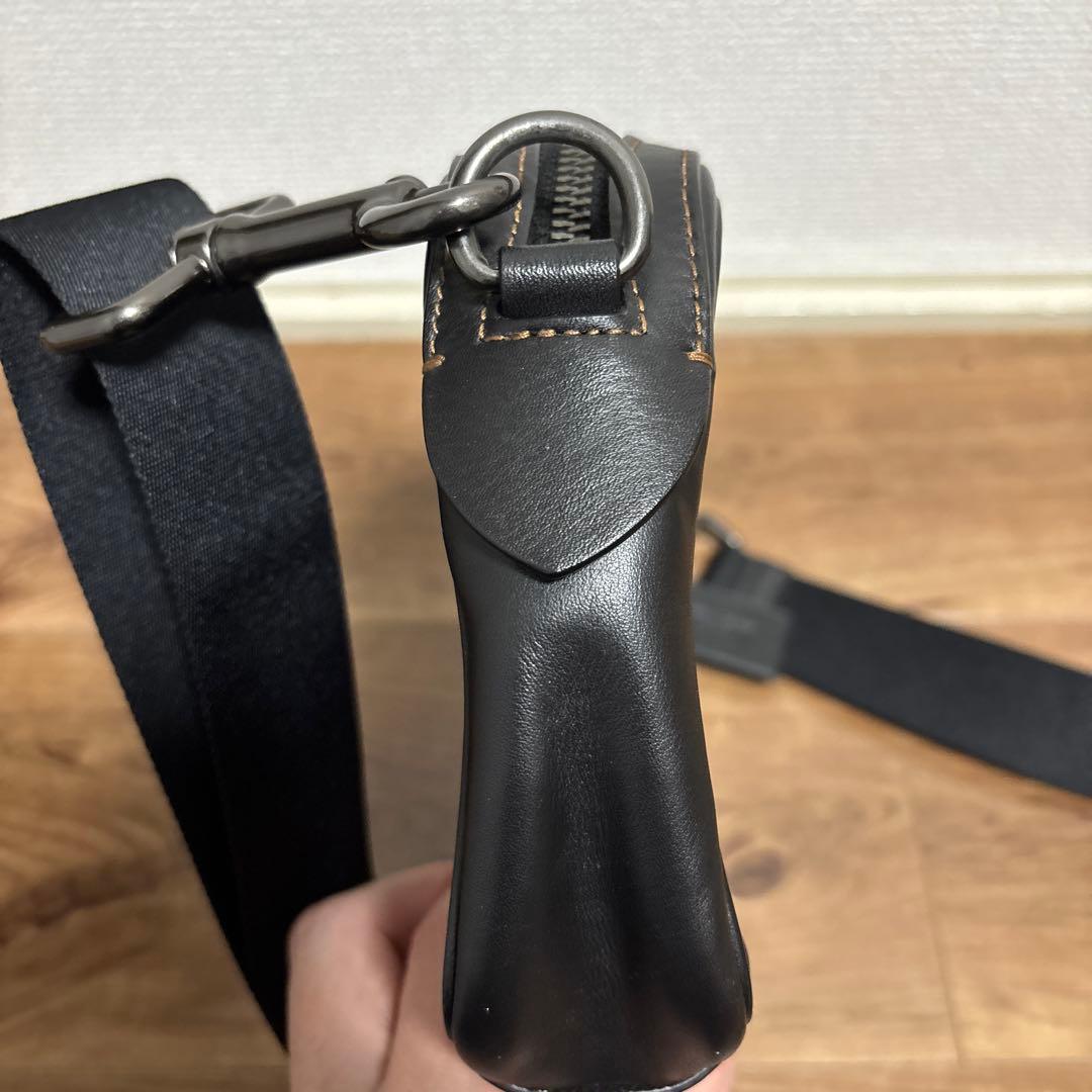 COACH コーチ　ブラックレザー ショルダーバッグ