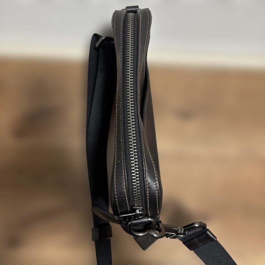 COACH コーチ　ブラックレザー ショルダーバッグ