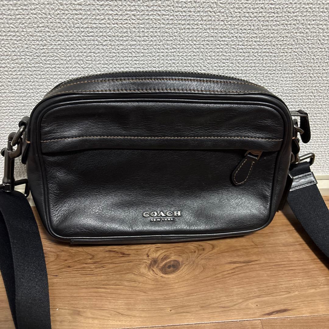 COACH コーチ　ブラックレザー ショルダーバッグ