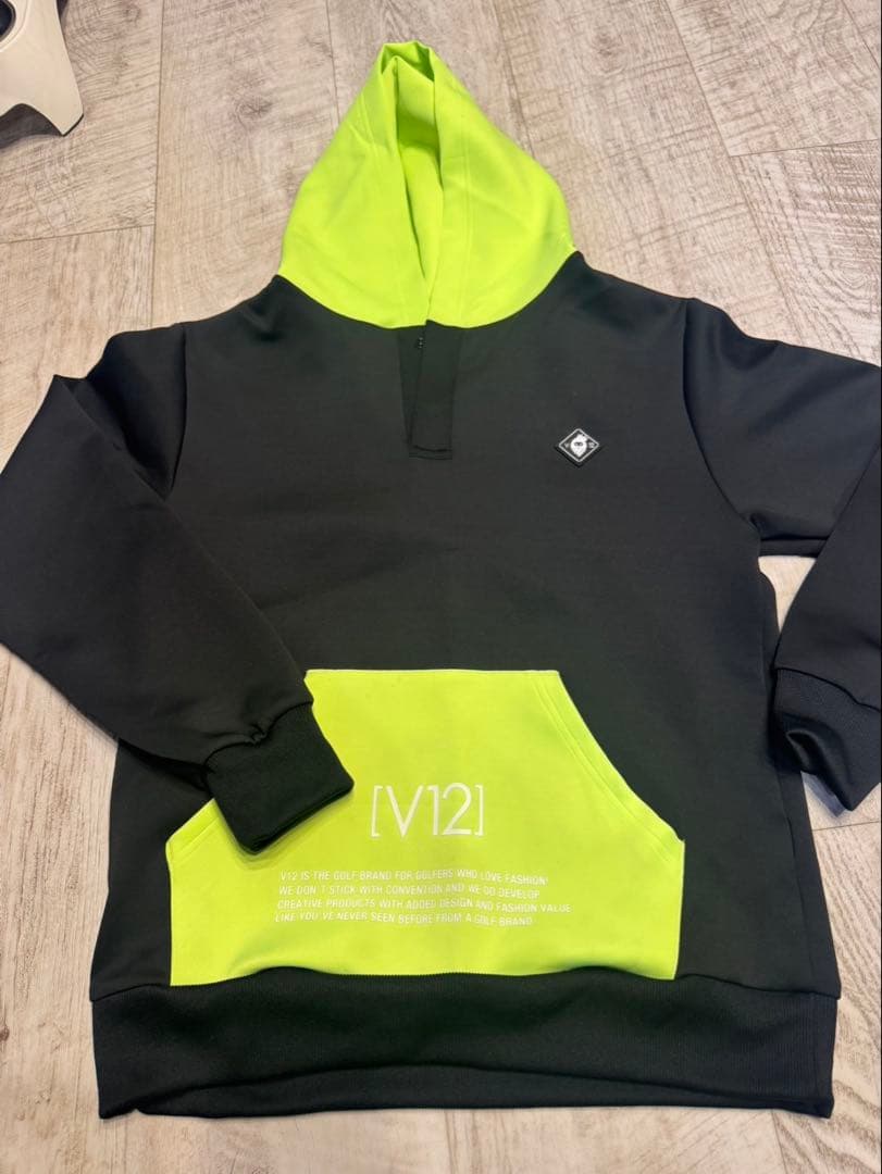 [本日終了] V12 ゴルフ用スウェットパーカー 黒/蛍光グリーン 美品