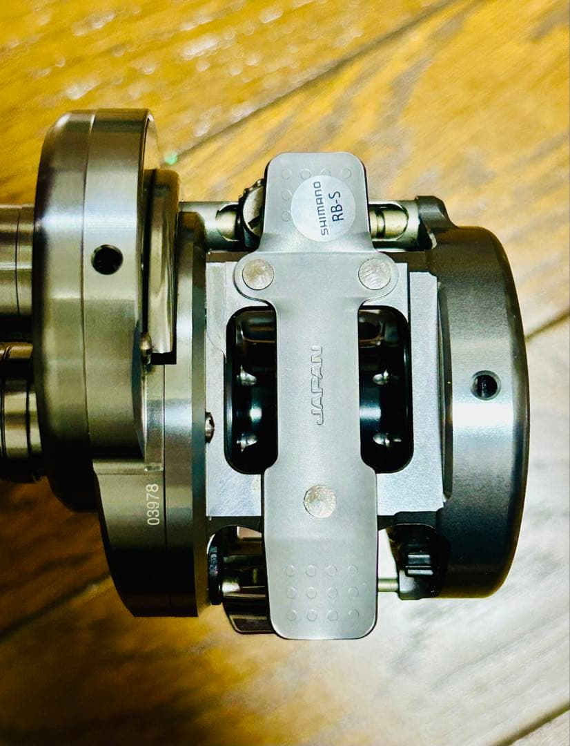 シマノ　19 カルカッタ　コンクエスト　DC 200