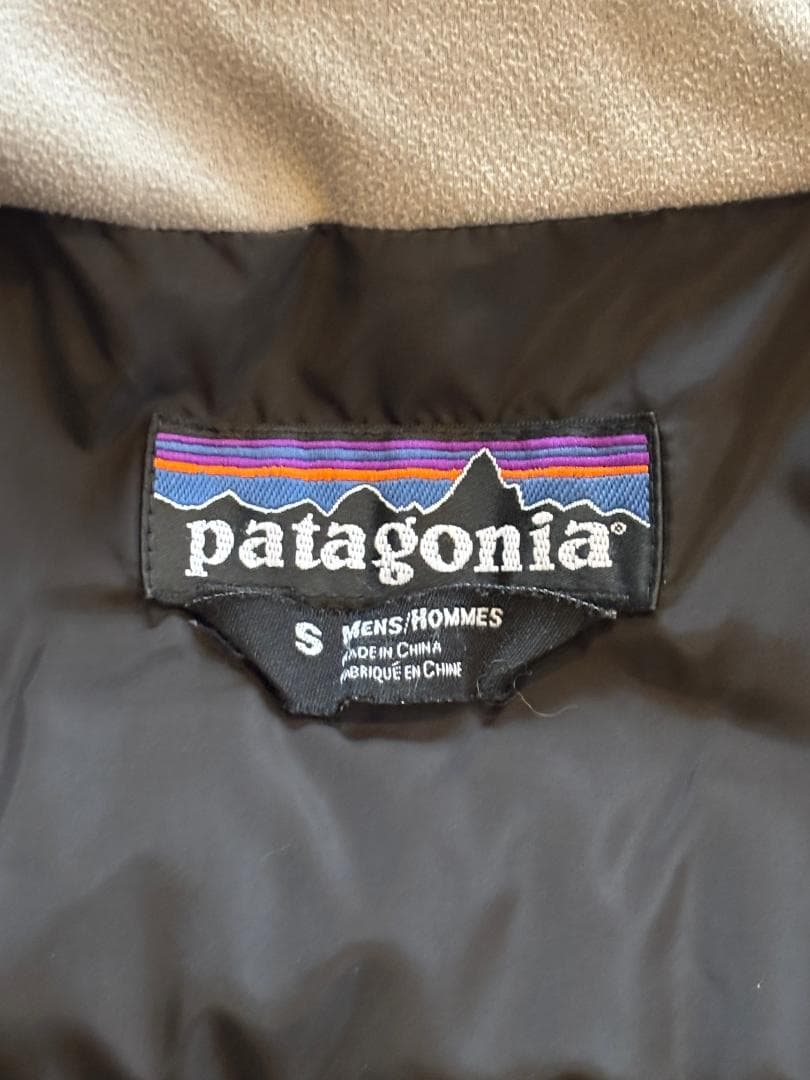 永遠のヴィンテージ！Patagonia 黒 ダウンベスト Sサイズ