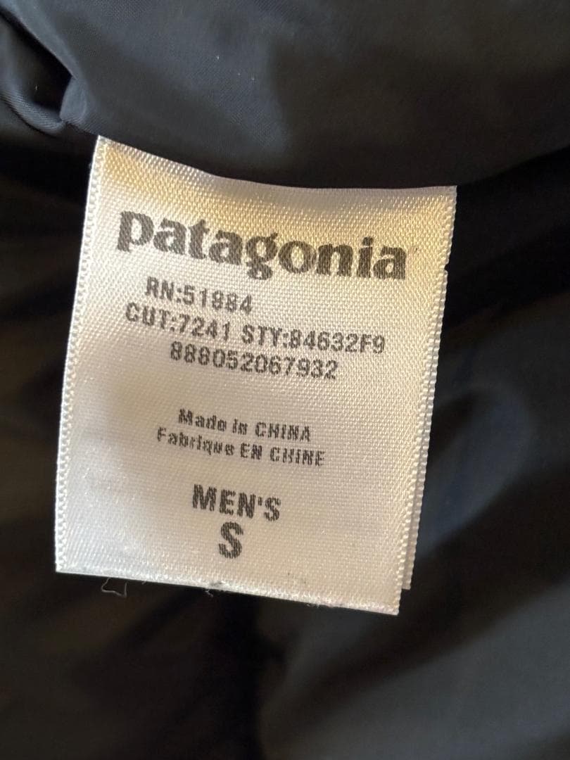 永遠のヴィンテージ！Patagonia 黒 ダウンベスト Sサイズ