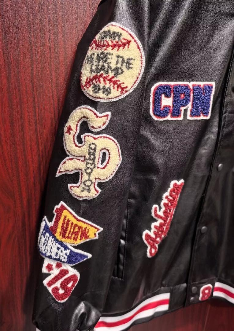 【新品未使用】BOLINI◆イタリア・ミラノ 高級 スタジャン L 定価13万