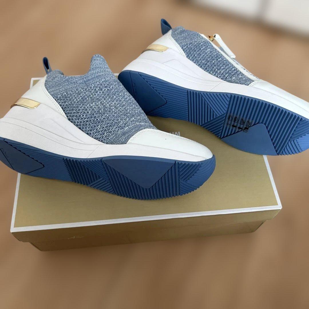 靴　MICHAEL KORS ジッパー付き　新品