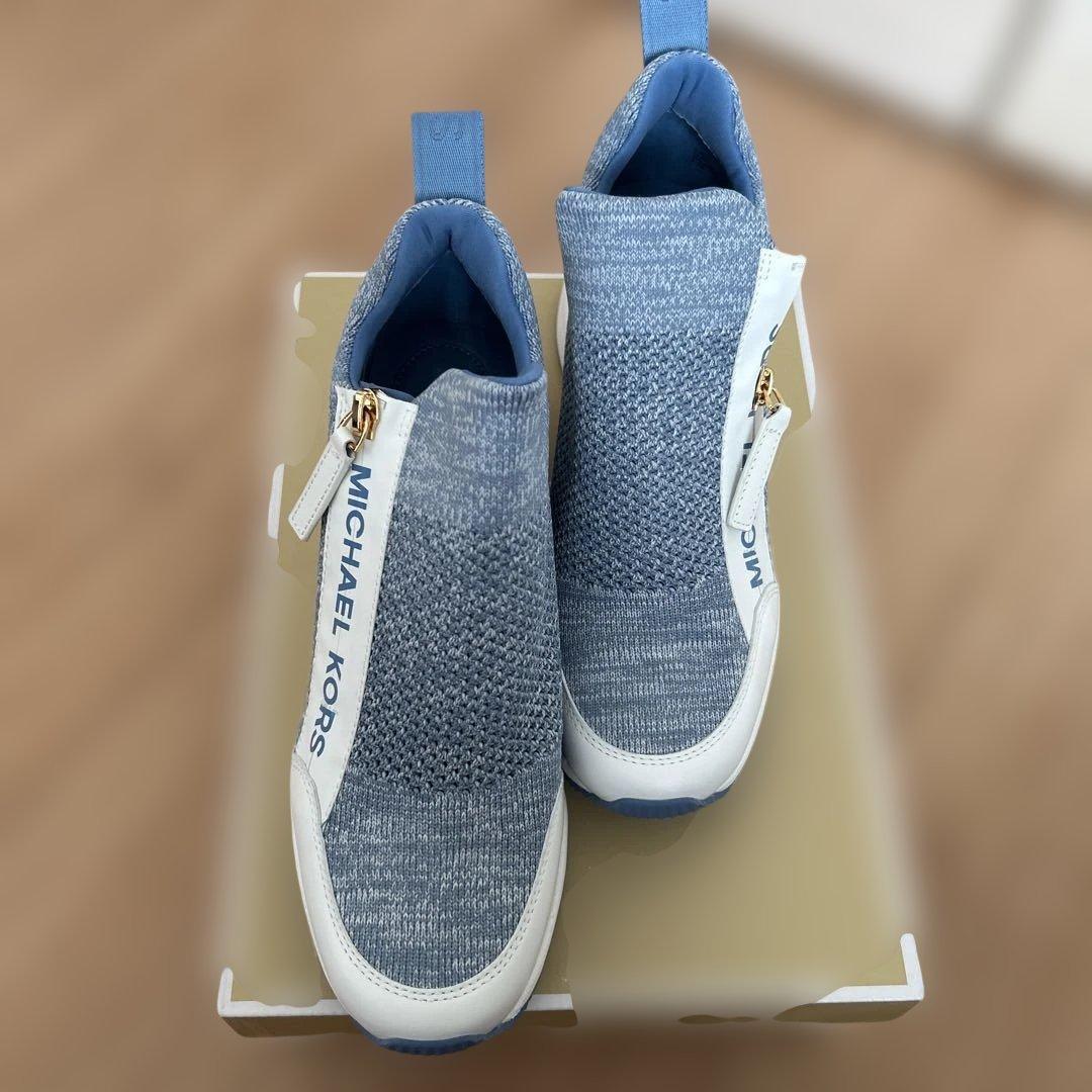 靴　MICHAEL KORS ジッパー付き　新品