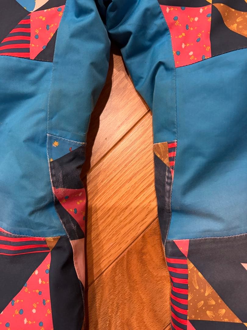 パタゴニア　スノーウェア　キッズ　Patagonia ４Ｔ