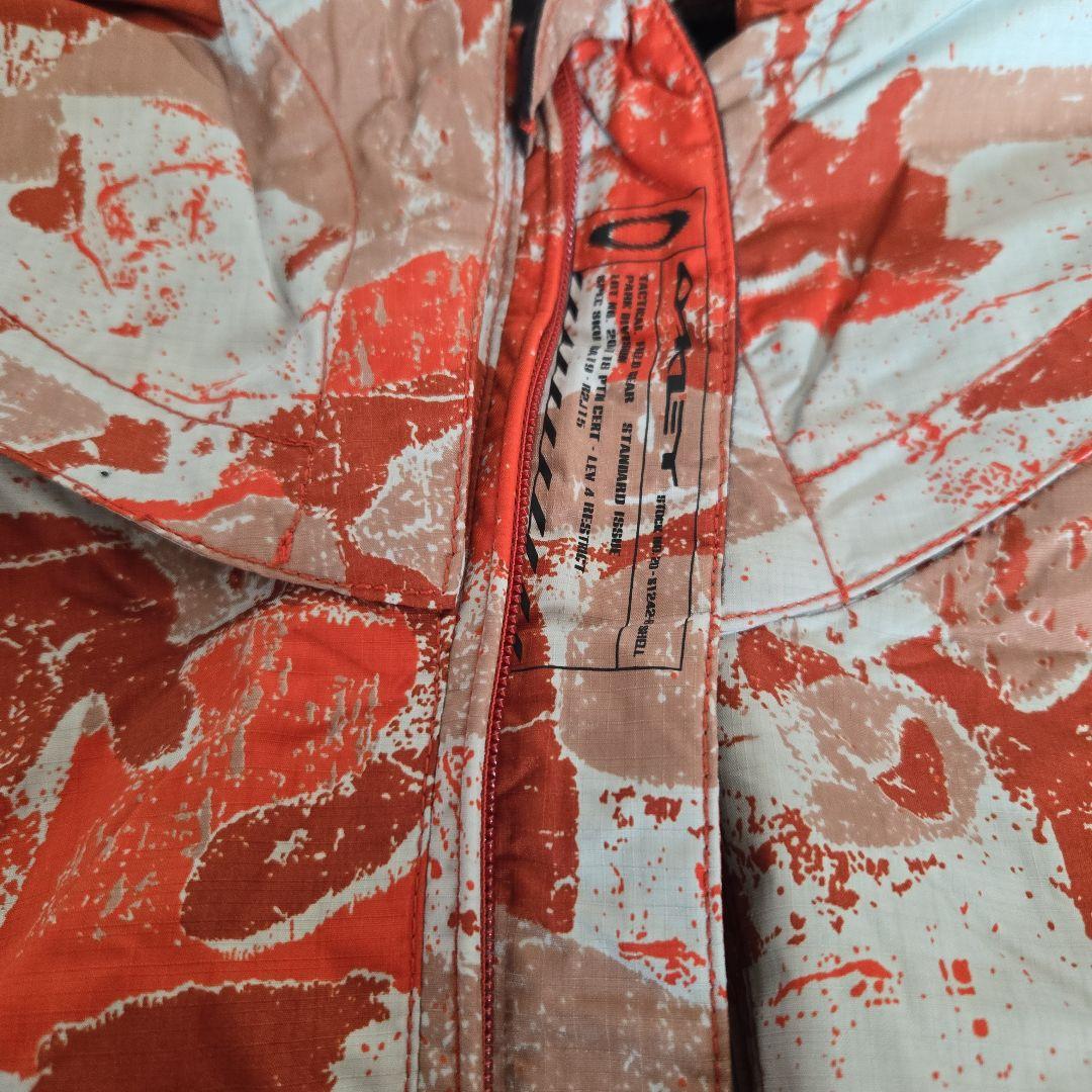 Oakley 迷彩柄オレンジジャケット