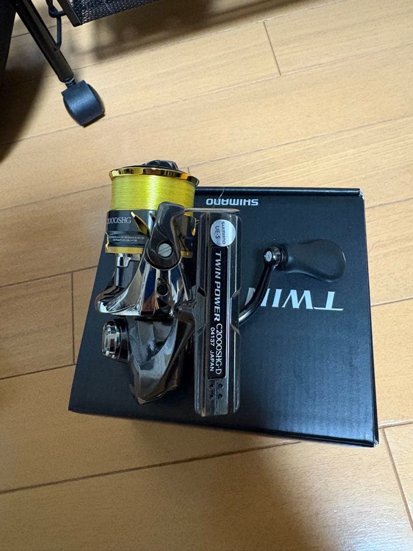 シマノ ツインパワー C2000SHG極美品。