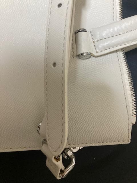 11/5まで値下げ【新品未使用】Tumi ビジネスバッグ 白　(正規品)