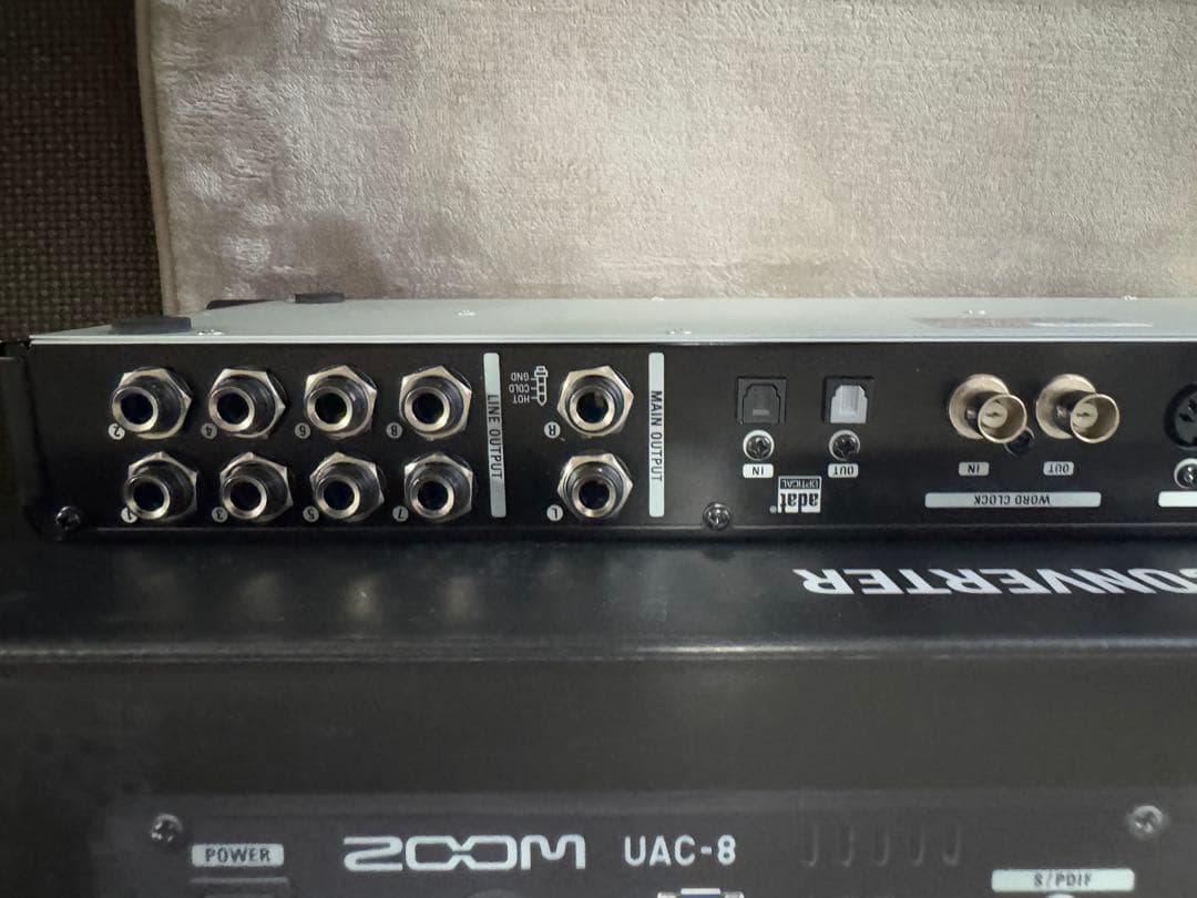 ZOOM UAC-8 中古　完動品