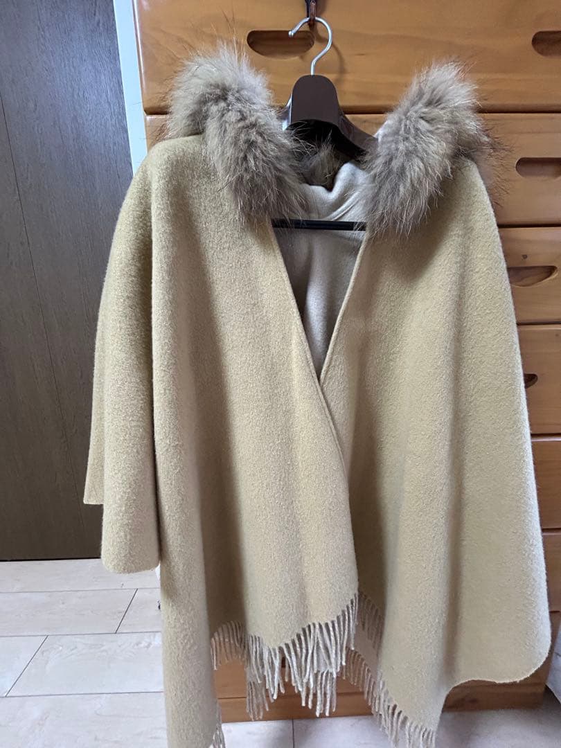 GRACE CONTINENTAL diagram ファー付きポンチョ